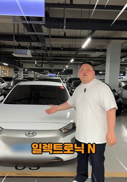 중카TV 영상 속 흰색 아이오닉 일렉트릭