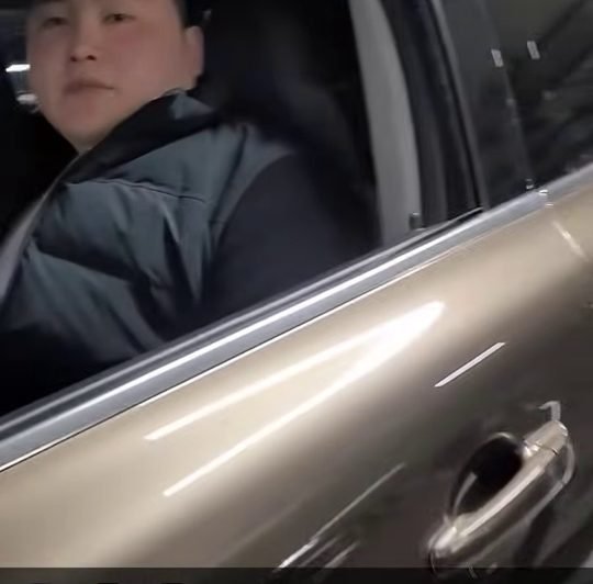 중카TV 영상 속 볼보 XC60 운전석 문